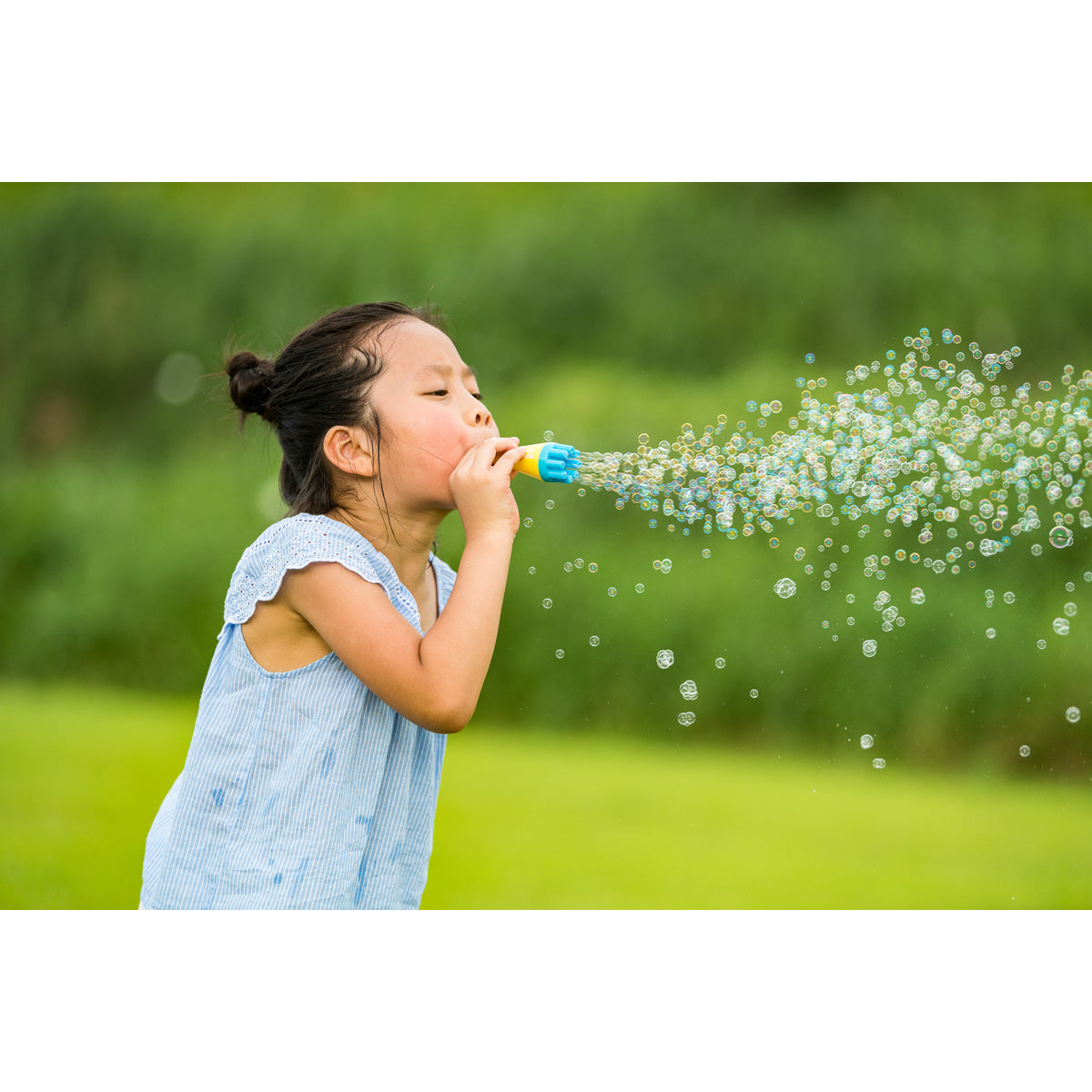 Uncle Bubble - Fun Confetti Bubbler