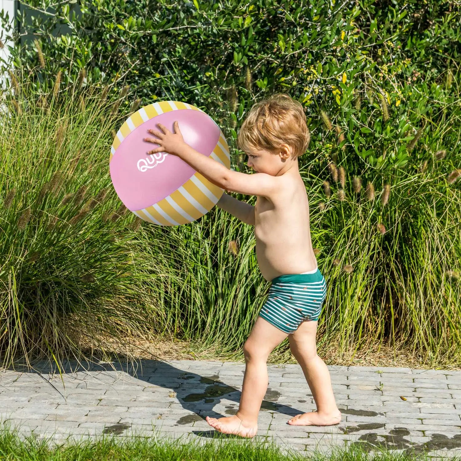 Quut - Beach ball - Banana Pink