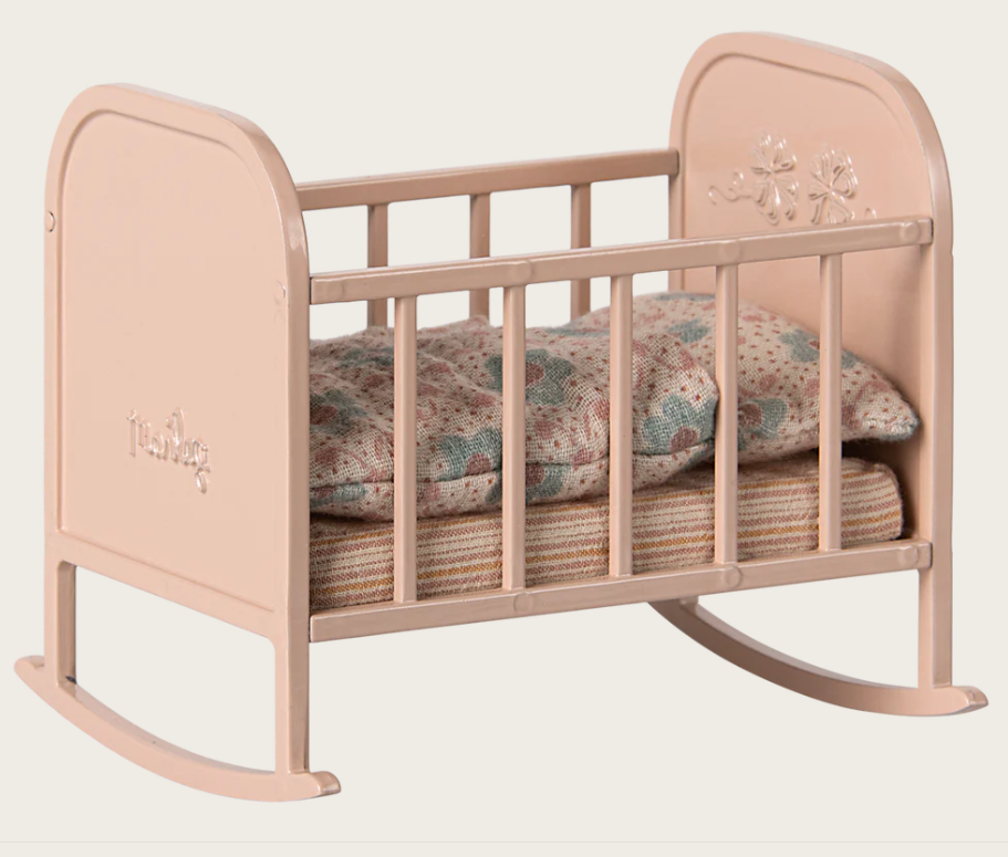 Maileg Cradle/ Wiegje- Light rose