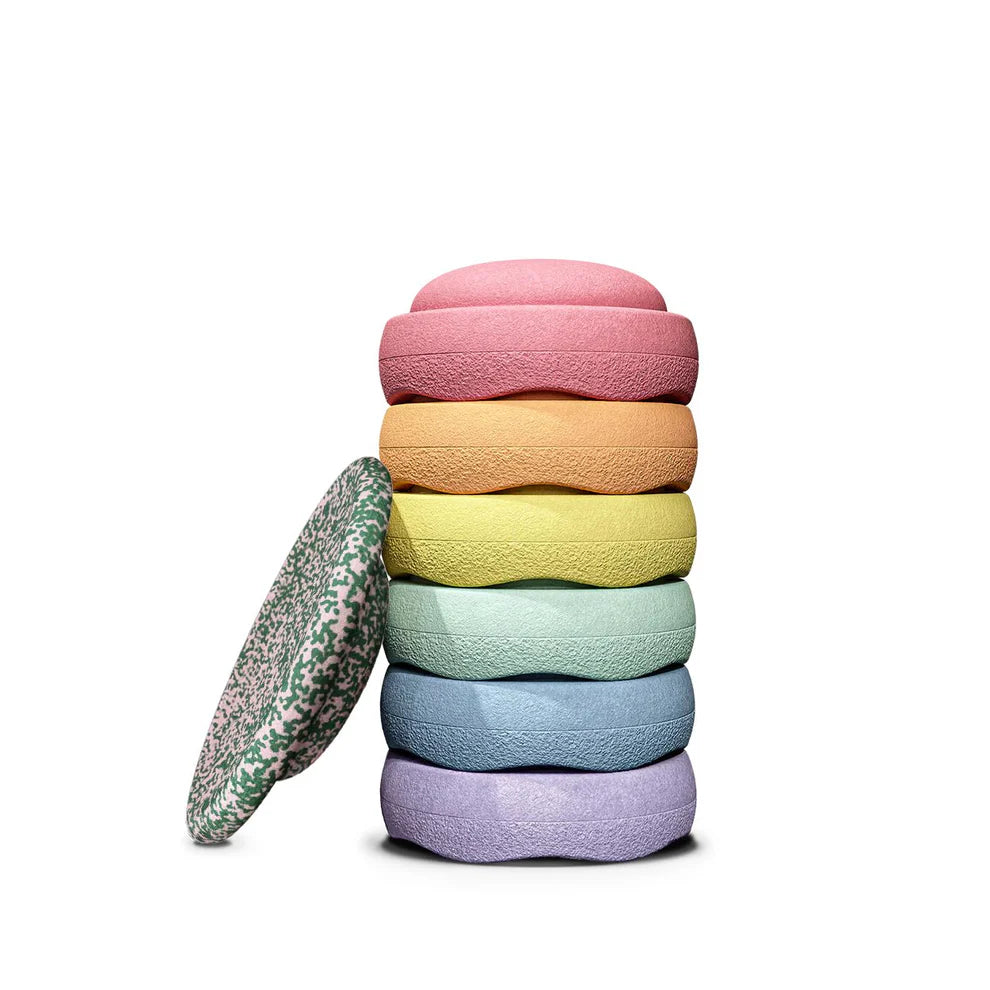 Stapelstein Special Rainbow Set Pastel + gratis Blush Balance Board