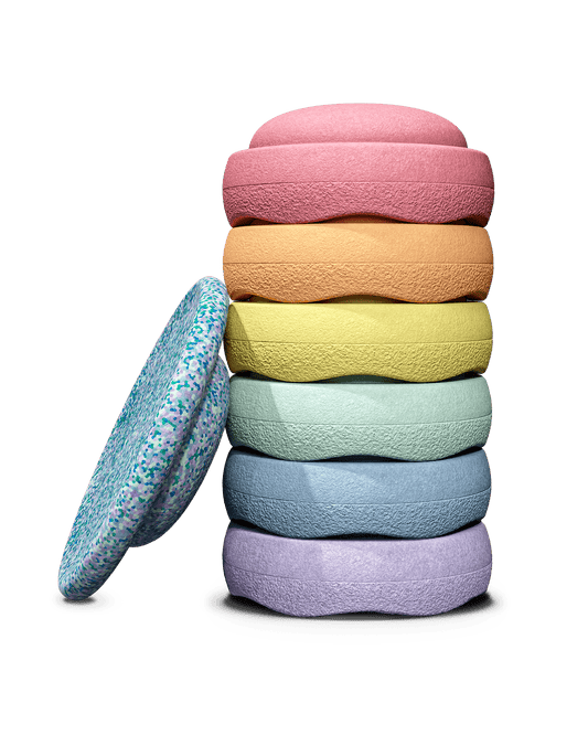 Stapelstein® Winter Special Rainbow Set Pastel | 6 stenen + 1 balance board