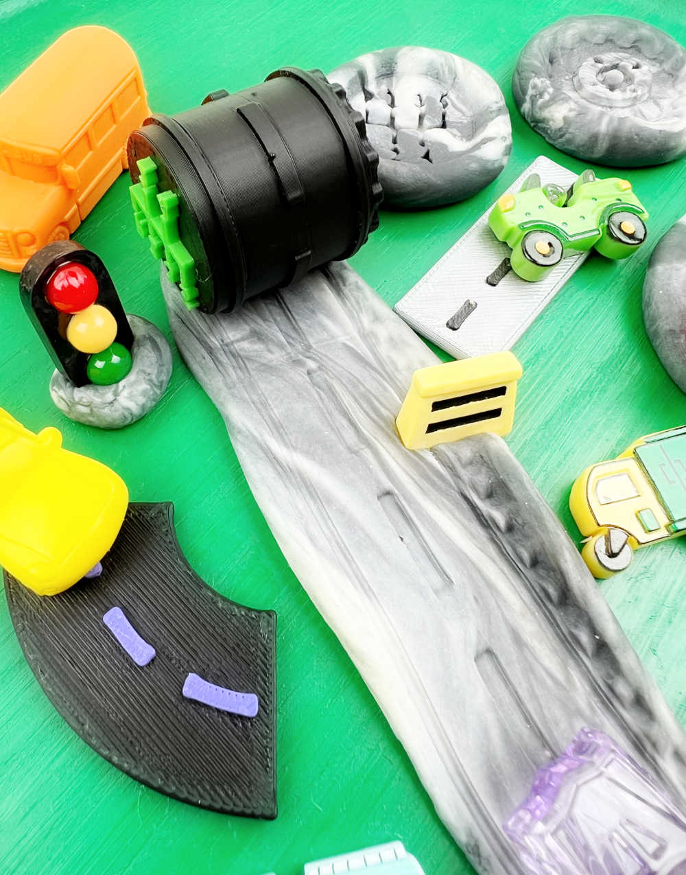 Invitation to Imagine – Beep Beep Play Pot