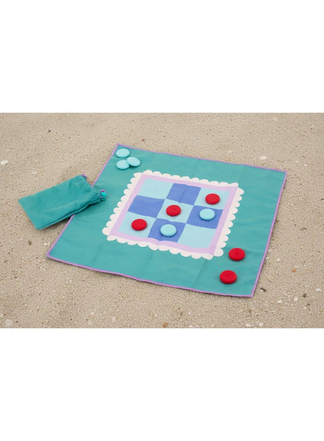 Quut - Travel game - Horse race / Tic tac toe